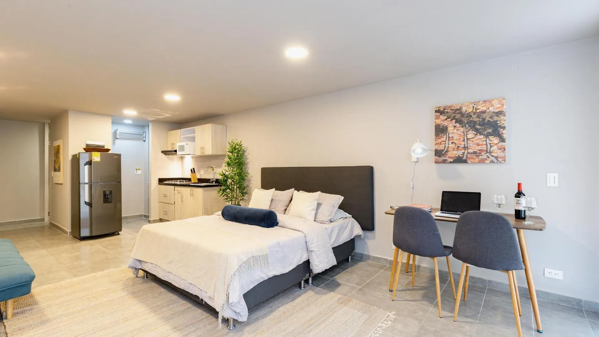 Tranvia 40 Apartment Medellin 0*,