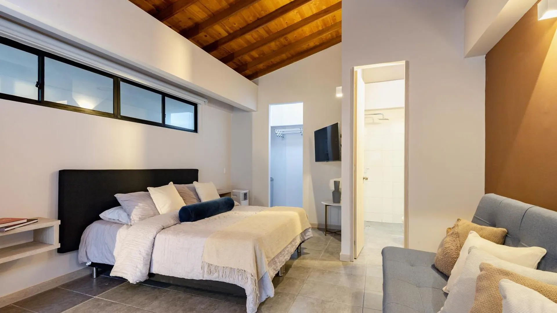 Tranvia 40 Apartment Medellin