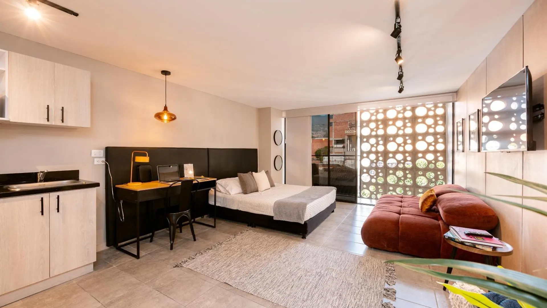 Tranvia 40 Apartment Medellin 0*,