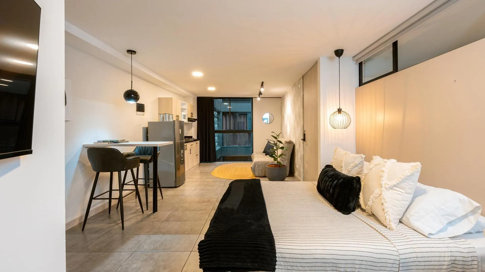 Tranvia 40 Apartment Medellin