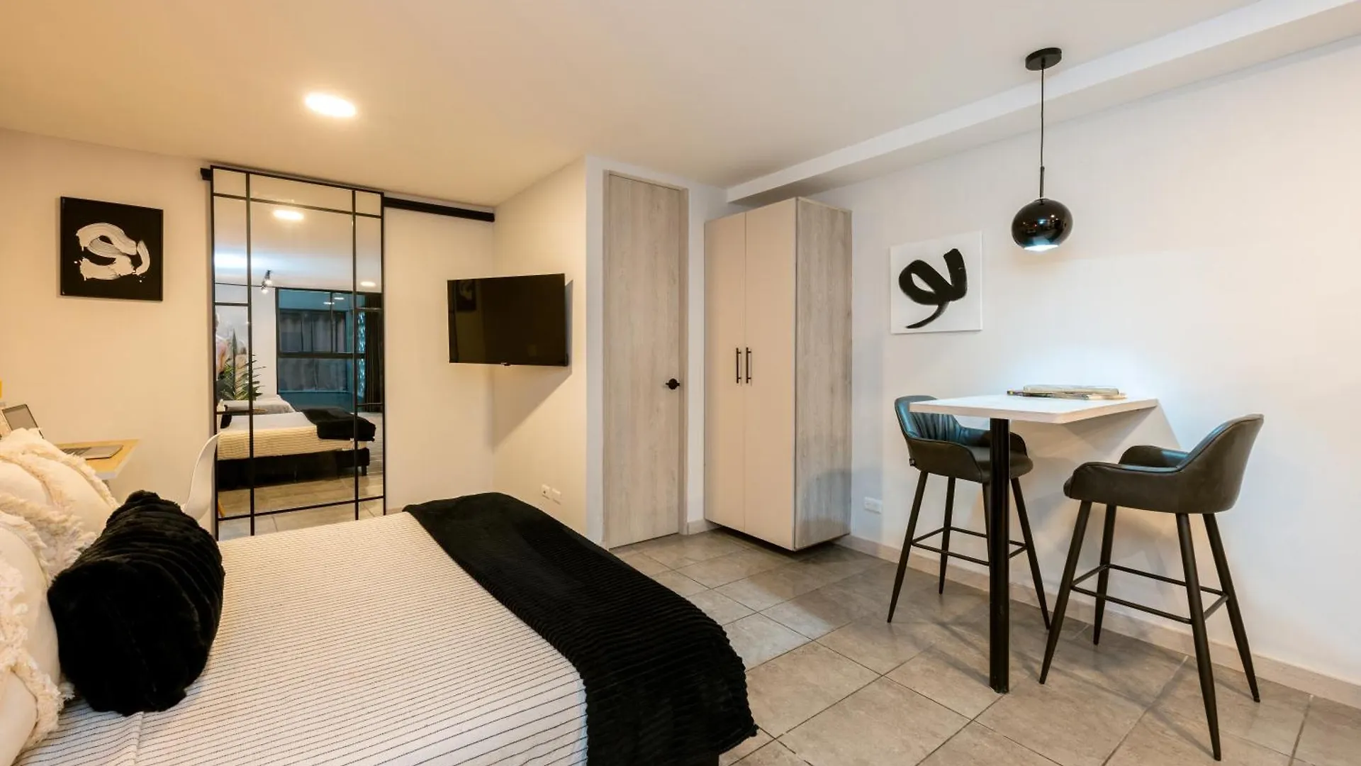 Tranvia 40 Apartment Medellin
