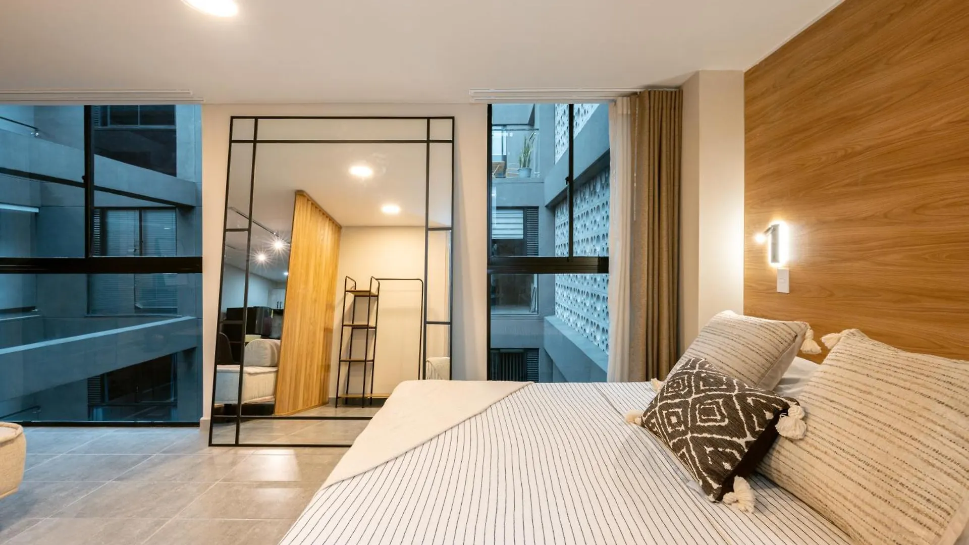 Tranvia 40 Apartment Medellin 0*,