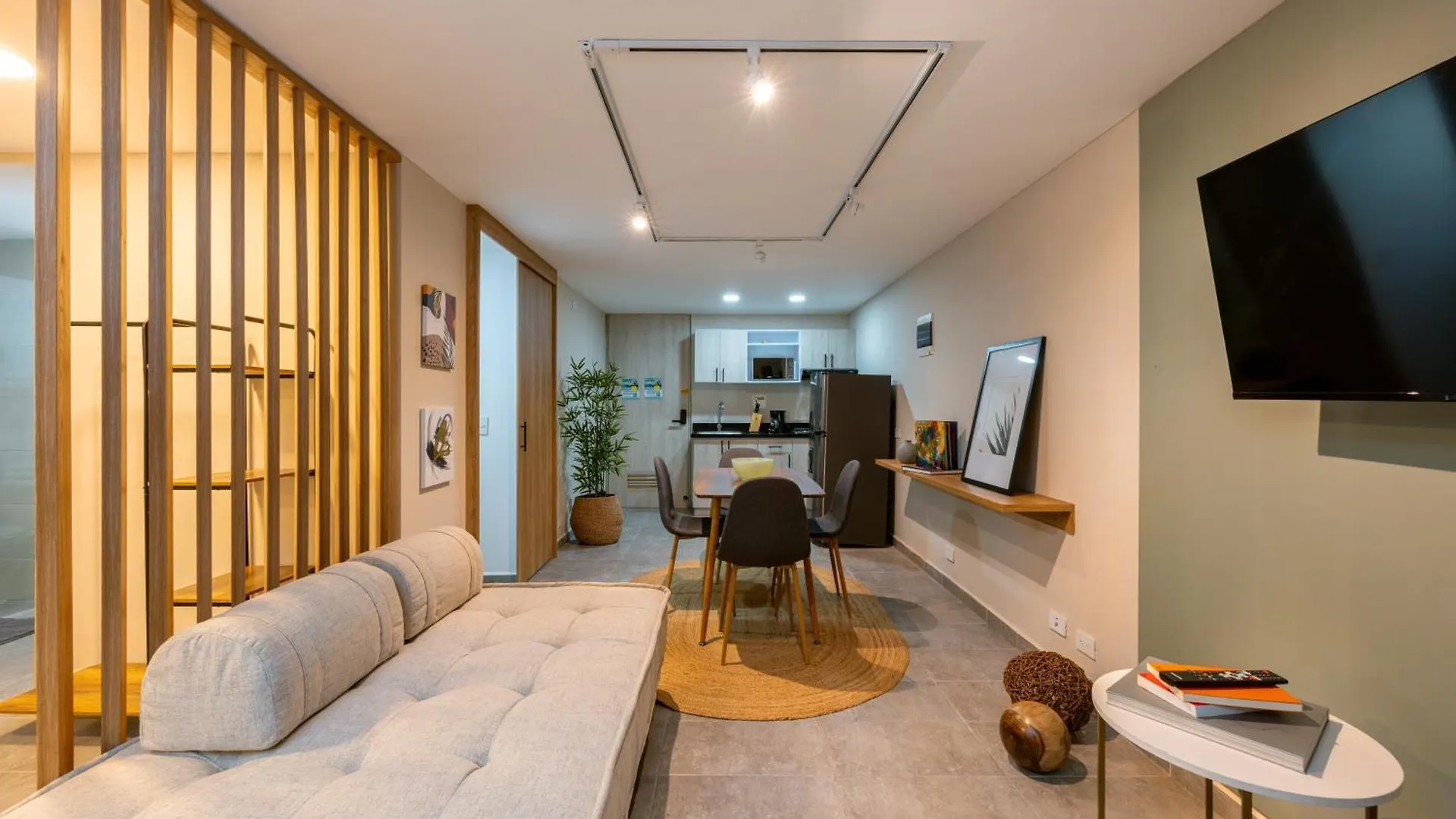 Tranvia 40 Apartment Medellin