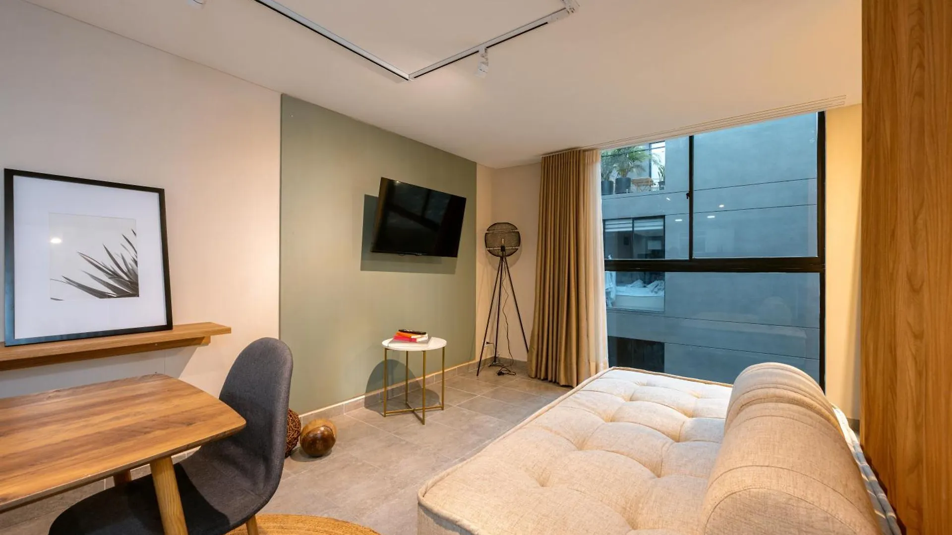 Tranvia 40 Apartment Medellin 0*,  Colombia