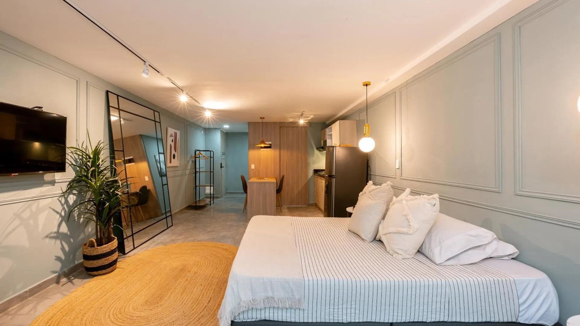 Tranvia 40 Apartment Medellin 0*,  Colombia